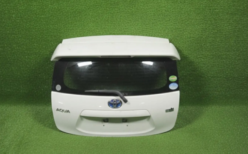 Дверь багажника Toyota Aqua 2011-2020г.